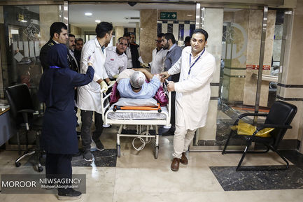 مصدومان حادثه واژگونی اتوبوس حامل زائران ایرانی