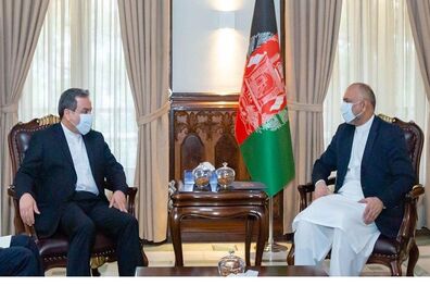 دیدار و رایزنی عراقچی با سرپرست وزارت امور خارجه افغانستان