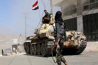 انهدام خودروهای زرهی ارتش عربستان در جیزان