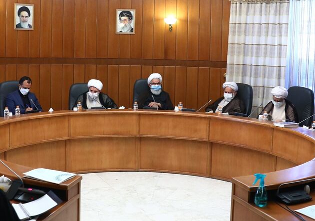 بررسی برنامه‌های اقتصادی دولت در کمیسیون اقتصادی خبرگان رهبری