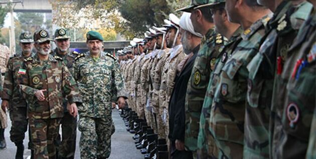 فرمانده کل ارتش از یگان های مستقر در کرمانشاه بازدید کرد