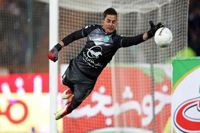 AFC به عملکرد فوق ‌العاده حامد لک پرداخت