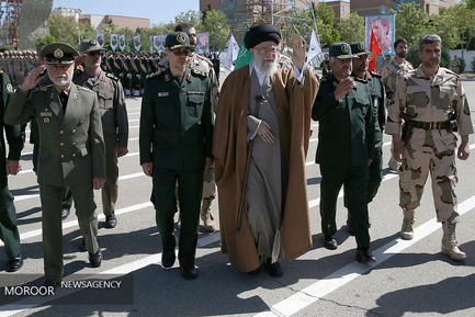 مراسم دانش‌آموختگی دانشجویان دانشگاه امام حسین علیه‌السلام