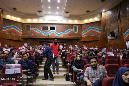 گردهمایی فعالان ستاد روحانی در کرمانشاه