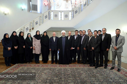  دیدار مدیر شرکت توتال فرانسه ، مهندسان و متخصصین وزارت نفت با رییس جمهور