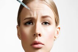 عوارض تزریق بوتاکس به روش غیر بهداشتی در آرایشگاه ها