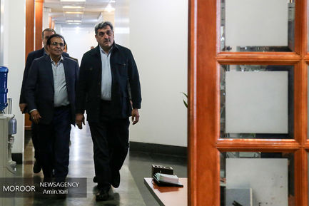 نشست شهردار تهران با جانبازان دفاع مقدس و مدافع حرم