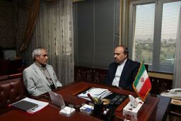 در پرسپولیس ماندنی هستم و به شایعات توجهی نمی‌کنم