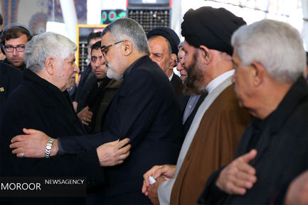 اقامه نماز بر پیکر آیت الله هاشمی رفسنجانی توسط مقام معظم رهبری