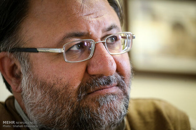 امام معتقد بود به این زودی از دست تربیت یافتگان غرب خلاص نمی شویم
