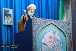 ۲۲ بهمن و انقلاب اسلامی نگذاشت گردن‌کشان دنیا به هدف‌شان برسند