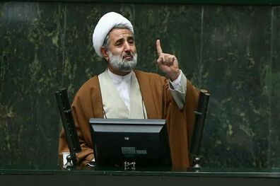  چرا باید جوری حرف بزنیم که دشمن را تقویت و خود را تضعیف کنیم