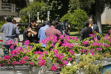 حاشیه جلسه هیات دولت 