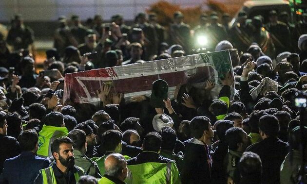 مراسم تشییع پیکر سردار سلیمانی در کرمان آغاز شد
