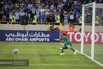 دیدار تیم های فوتبال استقلال ایران و العین امارات