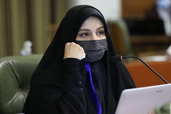 ورود به تراموا تا پیش از تکمیل مترو صحیح نیست