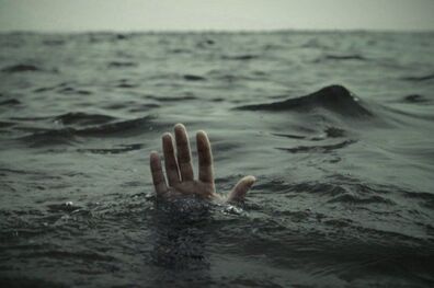 سه کودک در میانه غرق شدند