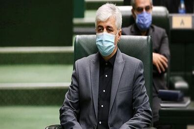احتمال استیضاح وزیر ورزش وجود دارد/جریحه‌دار شدن افکار عمومی از تایید صلاحیت مهدی تاج