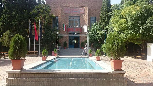 نمایش آثار روی اندرسون در خانه هنرمندان