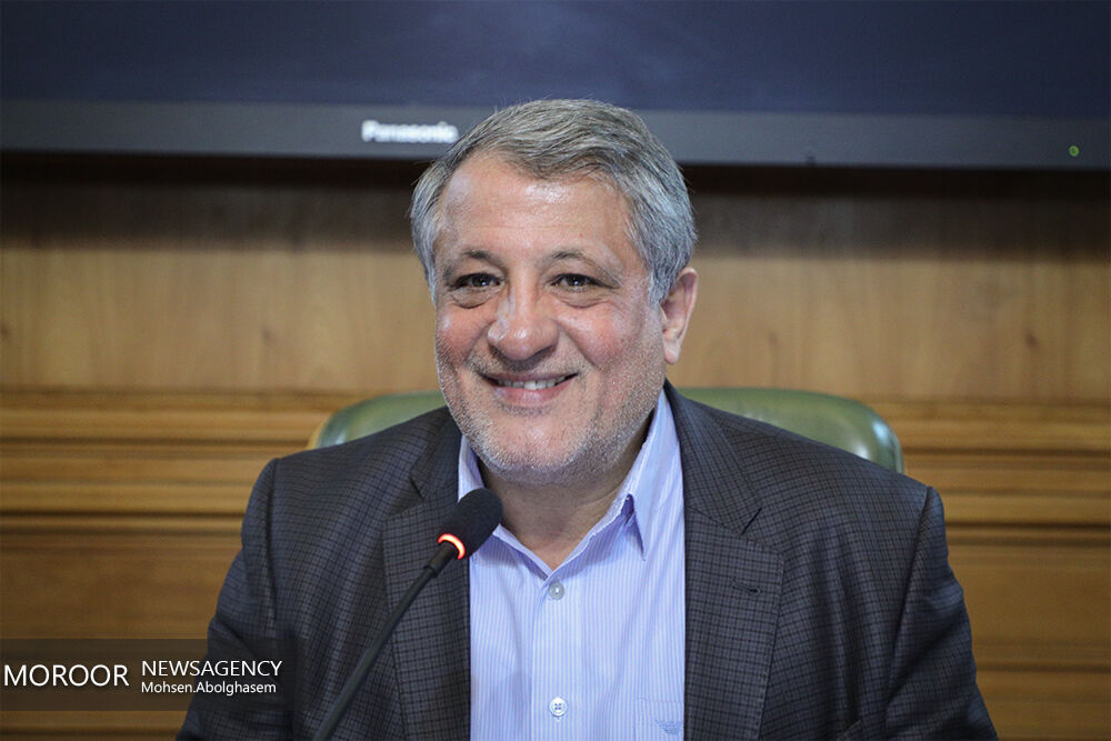 افشانی می‌تواند تا ۱۵ آذر در شهرداری بماند