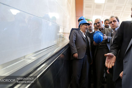 بازدید محمدعلی نجفی شهردار تهران از خط ۶ و ۷ مترو