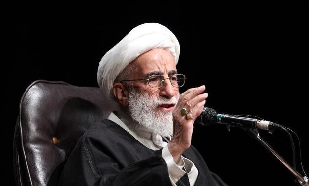 بیانیه آیت الله جنتی در محکومیت توهین رئیس‌جمهور فرانسه به پیامبر اسلام (ص)