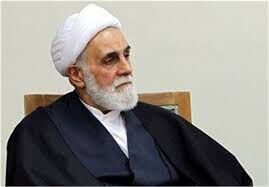 از عموم مردم و مسوولین برای ابراز همدردی تشکر کرد