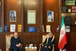 دیدار وزیر خارجه عمان با محمدجواد ظریف