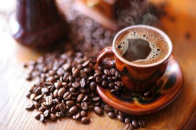 آیا می‌توان داروها را با قهوه مصرف کرد؟
