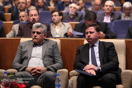 همایش فرصت های سرمایه گذاری در صنعت حمل و نقل ریلی