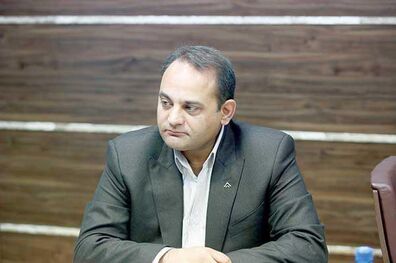 آقای رئیسی برنامه هایی در زمینه بهره وری، تولید و رفع موانع صادرات دارند