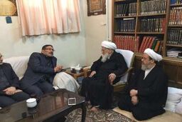 رایزنی شمخانی با مراجع تقلید در قم