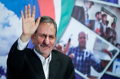 جهانگیری در حسینیه ارشاد پای صندوق رای رفت