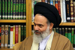 ظواهر معنوی و فرهنگی قم حفظ شود