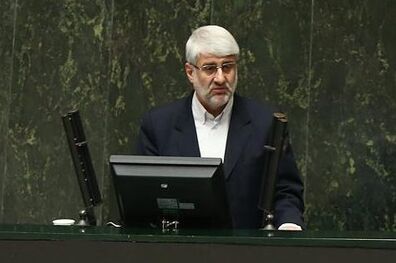 بررسی وضعیت تولید و صادرات نفت خام و تهدیدهای خارجی و داخلی در جلسه غیر علنی