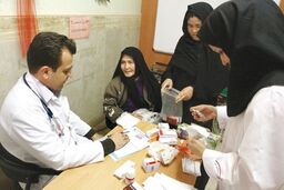 پزشک متخصص در ۴۰۰ کیلومتری برخی روستاها است