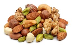 توصیه‌هایی برای مصرف آجیل و شیرینی در عید