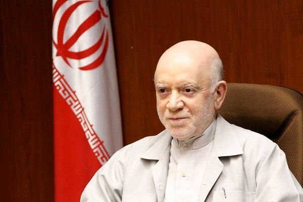 رئیس‌جمهور شخصا فرماندهی جنگ اقتصادی را به عهده بگیرد