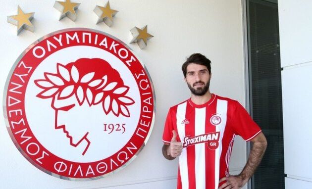 اوساسونا و پانیونیوس خواهان انصاری فرد