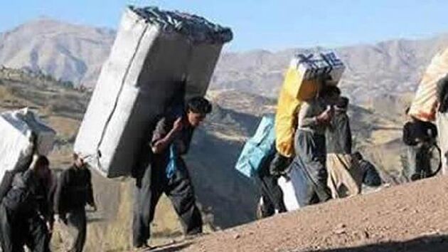 راهکار خاتمه دادن به مشکلات کولبران ایجاد اشتغال است 