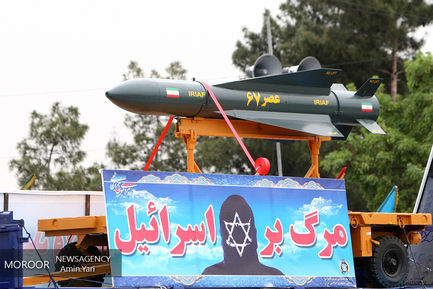رژه روز ارتش با حضور رییس جمهوری