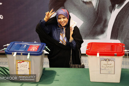 انتخابات در حسینیه جماران