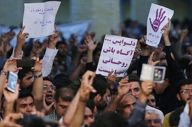 صف‌آرایی تندروها در برابر رئیس‌جمهور/افزایش‌ فشارها به‌دولت در آستانه‌ انتخابات