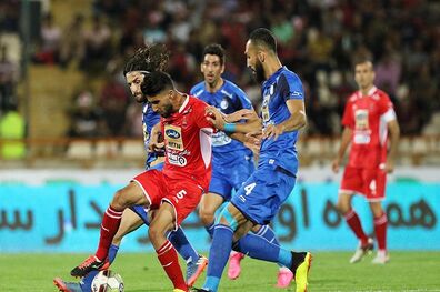 پرسپولیس بدون سرمربی به امارات رسید