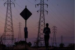 سرمایه‌گذاری ۲.۲ میلیاردی آمریکا برای نجات شبکه برق این کشور

