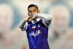 مهاجم استقلال به کمیته انضباطی دعوت می‌شود