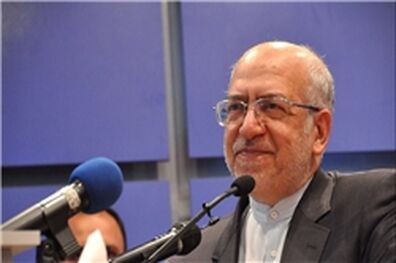 بازدید نعمت‌زاده از کارخانه اکسید منیزیم سربیشه/ انتظار کارگران اخراج شده برای برگشت مجدد به کار