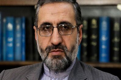 نزار زکا به صورت مشروط آزاد شده است