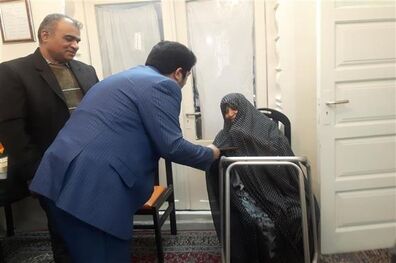 دیدار و گفتگو با خانواده معظم شهید مسعود جعفرزادگان جهرمی در پایگاه شهیدان چاووشی ناحیه 2 منطقه 6 