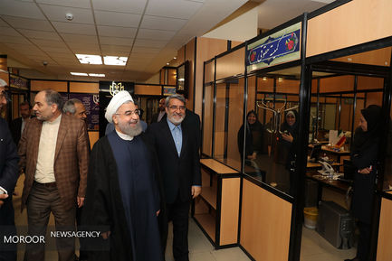 بازدید حسن روحانی از ستاد انتخابات کشور